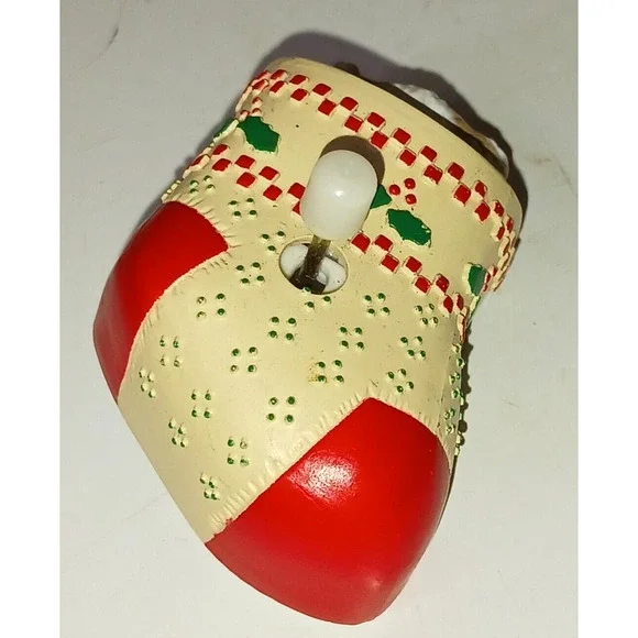 1990 Hallmark Cards Christmas Wind Up Pin Kitten in Stocking - Picture 5 of 6